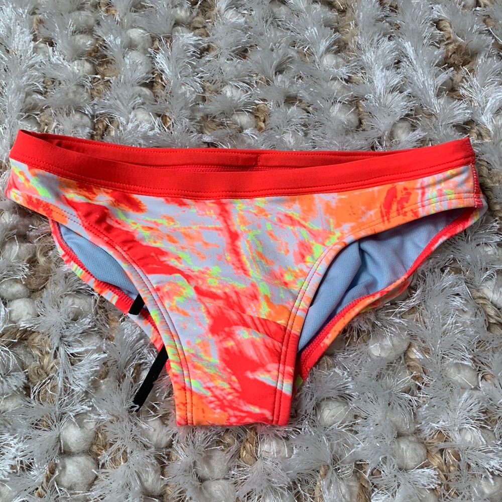 Nike size 28 bikini bottoms